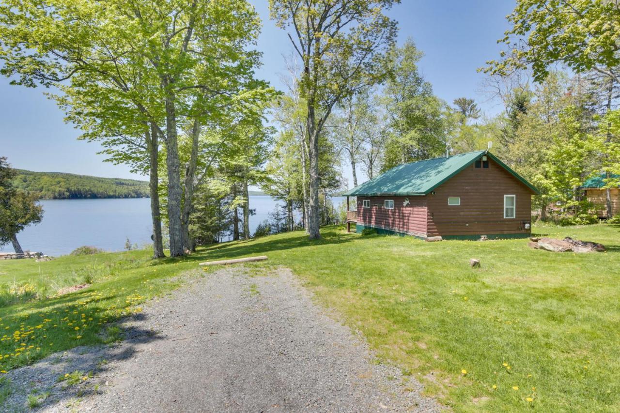 Hébergement de vacances Picturesque Maine Getaway With Access!